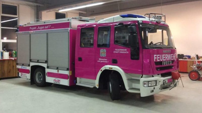 Ein Traum für jede Feuerwehrfrau! (Foto: Facebook)