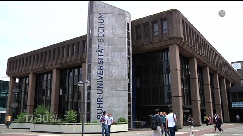 Flüchtlinge als Gasthörer in Ruhr-Universität (Foto: SAT.1 NRW)