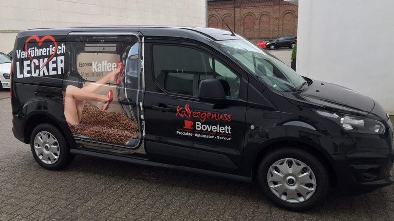 Streit um anzügliches Werbeauto (Foto: Kaffeegenuss Bovelett)