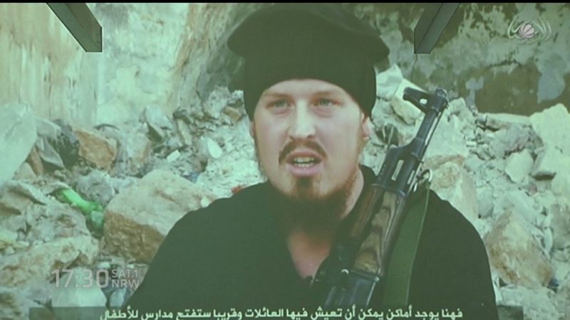 Broschüre gegen Salafisten Propaganda (Foto: SAT.1 NRW)