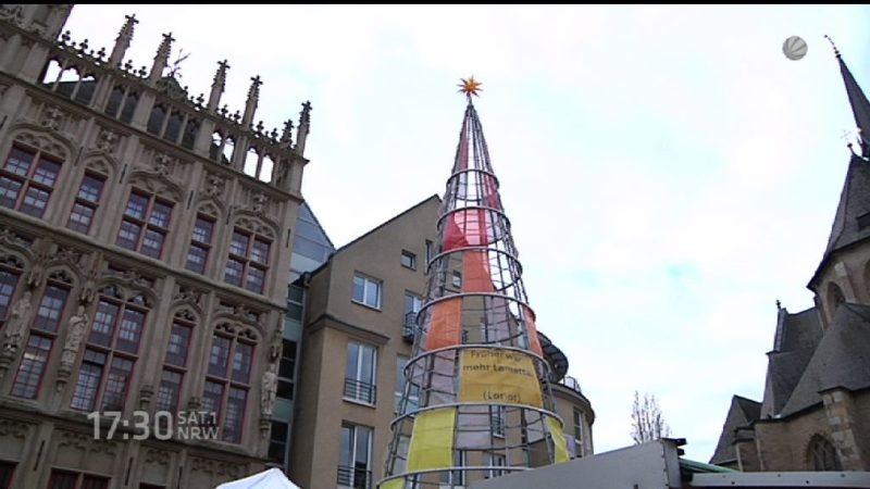 Hässlicher Weihnachtsbaum in Wesel (Foto: SAT.1 NRW)