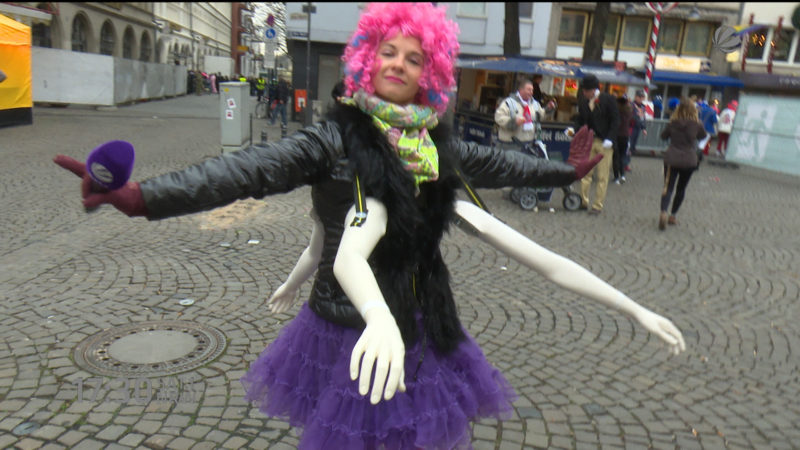 Karneval mit einer Armlänge Abstand (Foto: SAT.1 NRW)