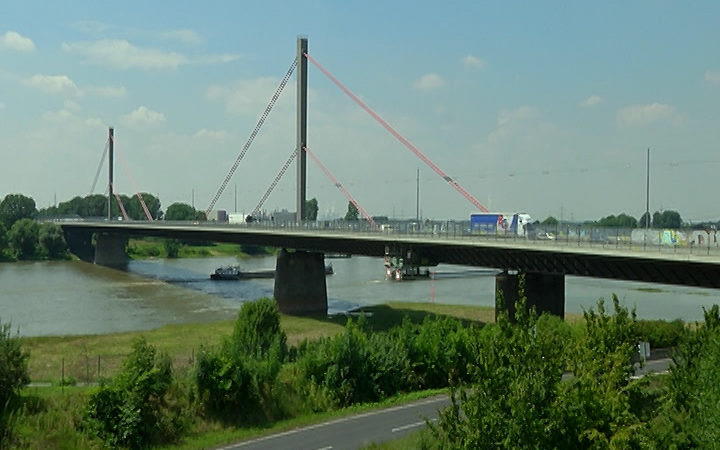 Zwangsmaßnahme (Foto: SAT.1 NRW)