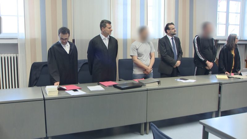 Klaubande vor Gericht (Foto: SAT.1 NRW)