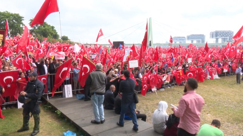 Mehr türkische Asylbewerber (Foto: SAT.1 NRW)