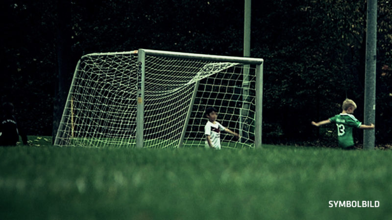 So marode sind die NRW-Fußballplätze (Foto: SAT.1 NRW)