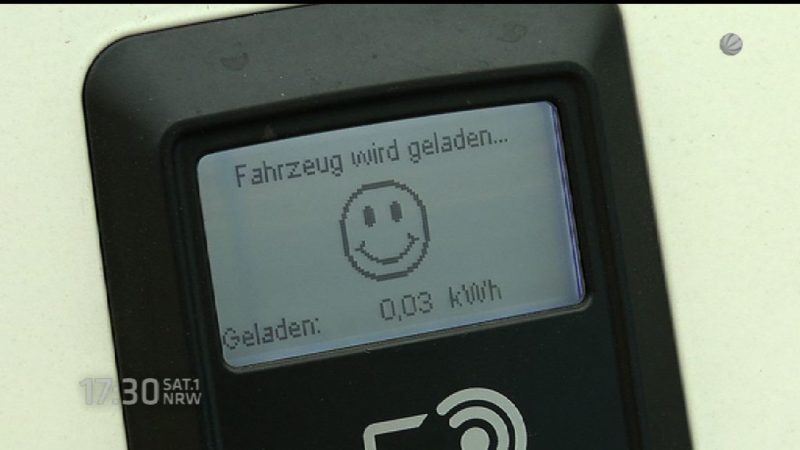 Elektro-Tankstelle in Duisburg eröffnet (Foto: SAT.1 NRW)