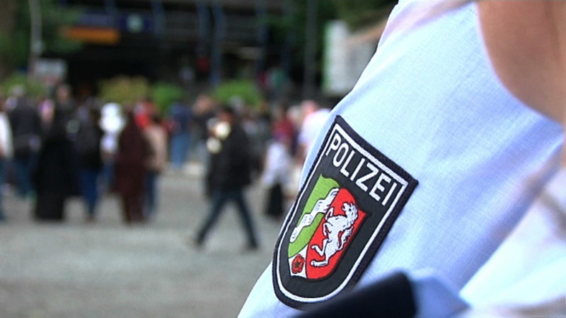 Falsche Polizisten festgenommen (Foto: SAT.1 NRW)