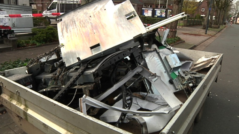 Geldautomat in Dortmund gesprengt (Foto: SAT.1 NRW)