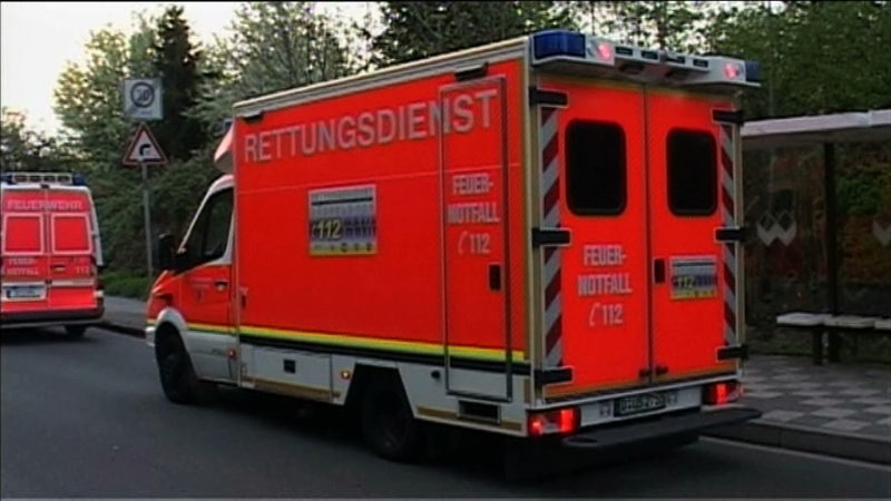 Kind stürzt aus Fenster (Foto: Sat.1 NRW)