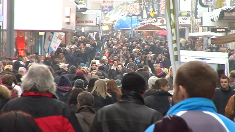 Wie ticken wir? (Foto: SAT.1 NRW)