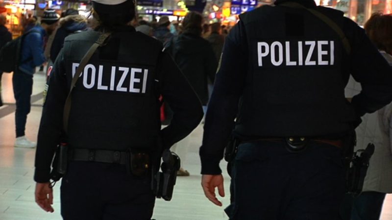 31.579 Pendler – 1 Polizist (Foto: SAT.1 NRW)