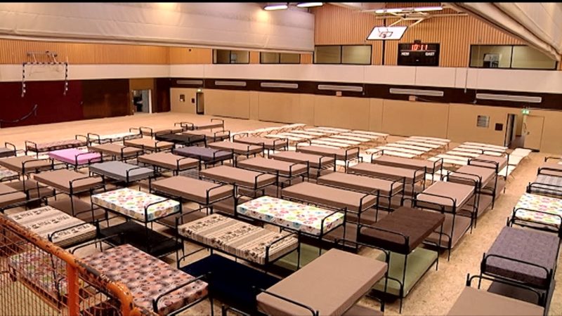 Asylbewerberheime wieder als Turnhallen (Foto: SAT.1 NRW)