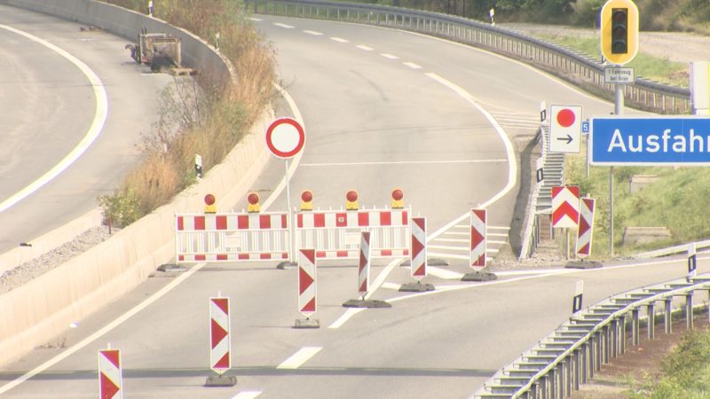 Autobahn wegen Seife gesperrt (Foto: SAT.1 NRW)