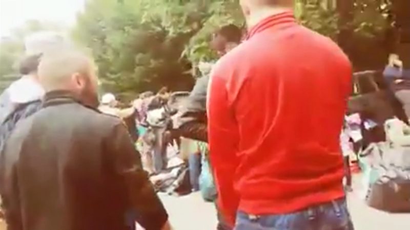 Salafisten werben Flüchtlinge (Foto: SAT.1 NRW)