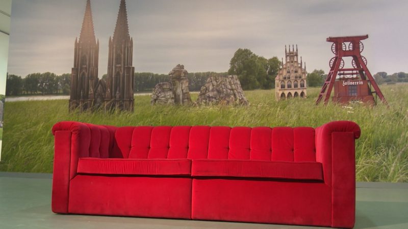 Berühmteste Sofa NRWs (Foto: SAT.1 NRW)
