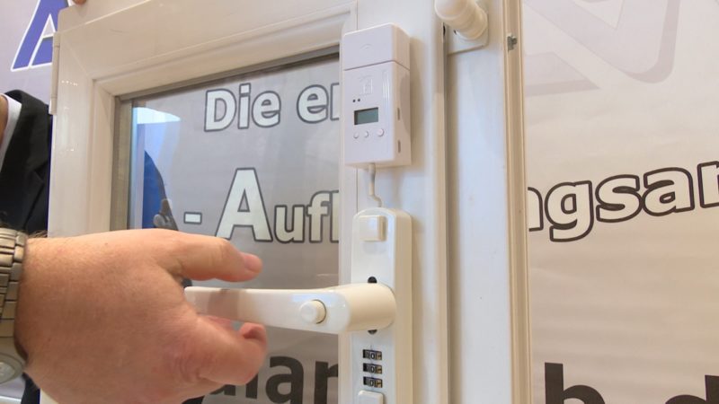 Einbrecher ein Bein stellen (Foto: SAT.1 NRW)