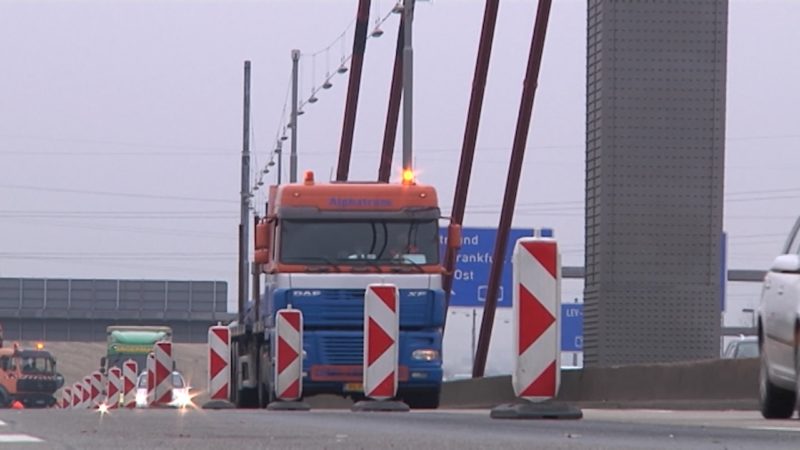 Haarbachtalbrücke ab Montag gesperrt (Foto: SAT.1 NRW)