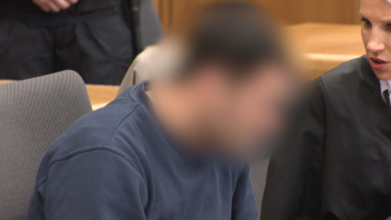 Im Auto überfallen (Foto: SAT.1 NRW)