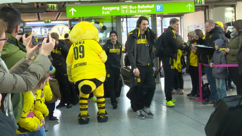 BVB fliegt los (Foto: SAT.1 NRW)