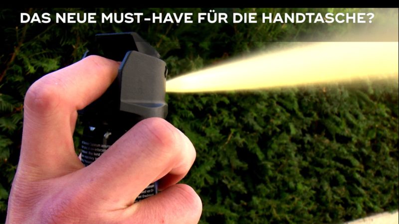 Pfefferspray als Accessoire? (Foto: SAT.1 NRW)