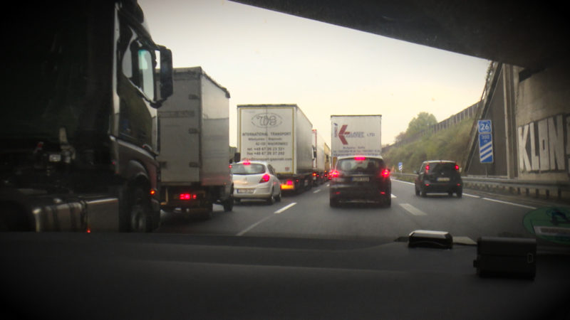 Verkehrs-Kollaps auf NRWs Straßen (Foto: SAT.1 NRW)