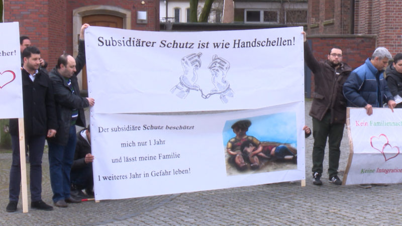 Flüchtling klagt für Asyl-Anerkennung (Foto: SAT.1 NRW)