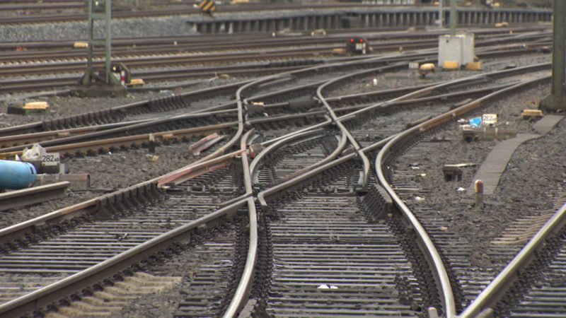 Bahn-Wiederaufbau nach der Flut (Foto: SAT.1 NRW)