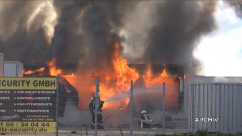 Anzeigen wegen Feuer in Flüchtlingsheim (Foto: SAT.1 NRW)