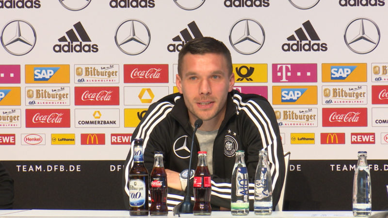 Abschiedsgrüße für Lukas Podolski (Foto: SAT.1 NRW)