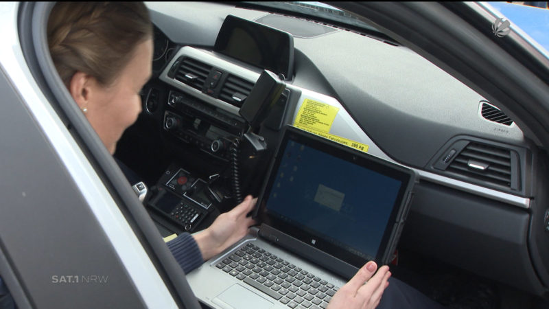 Tablets für die Polizei (Foto: SAT.1 NRW)
