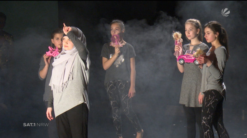 Selfie-Theater (Foto: SAT.1 NRW)
