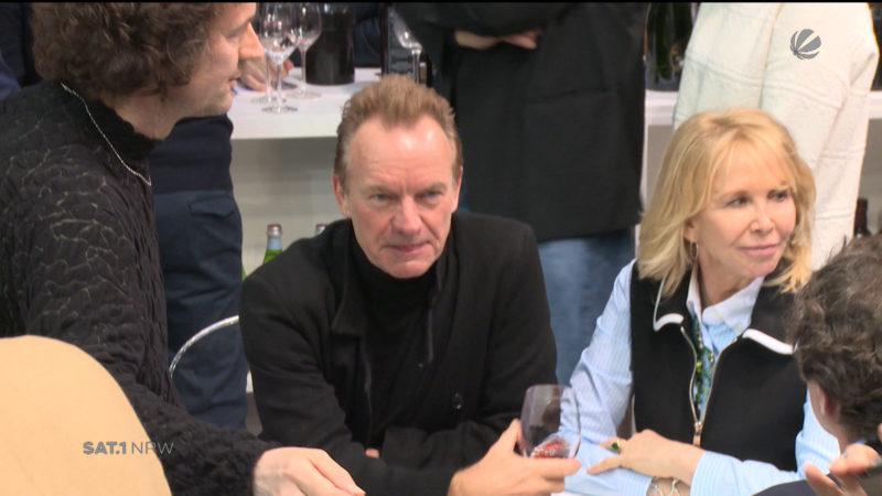 Weltstar Sting auf Düsseldorfer Weinmesse (Foto: SAT.1 NRW)