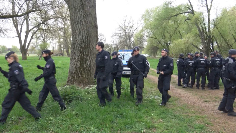 Suche nach dem Camping-Vergewaltiger geht weiter (Foto: SAT.1 NRW)