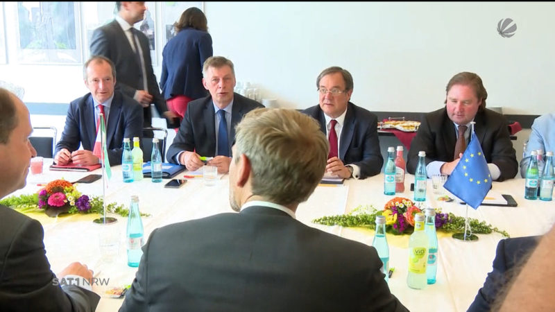 Schalte zu Koalitionsverhandlungen (Foto: SAT.1 NRW)