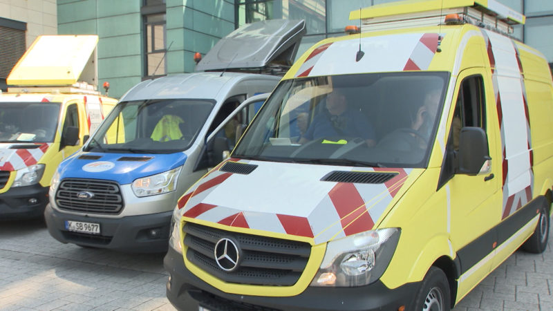 Schwerlaster werden von Privatunternehmen gesichert (Foto: SAT.1 NRW)