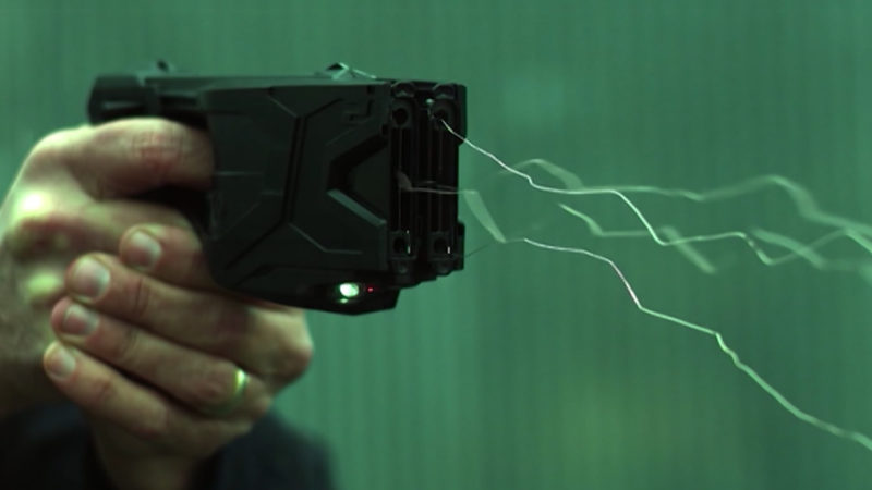 Taser-Test (Foto: SAT.1 NRW)