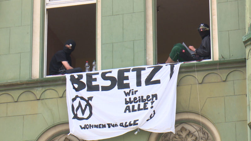 GLS bietet Kredit für besetztes Haus (Foto: SAT.1 NRW)
