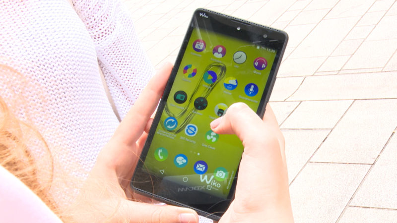 Im Test: Smartphone für 99 Euro von Wiko (Foto: SAT.1 NRW)