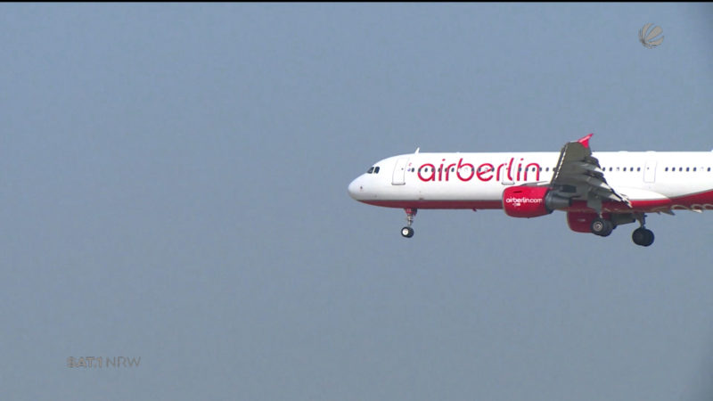 Nach Airline-Pleite: Schokoherzen von Air Berlin jetzt auf eBay (Foto: SAT.1 NRW)