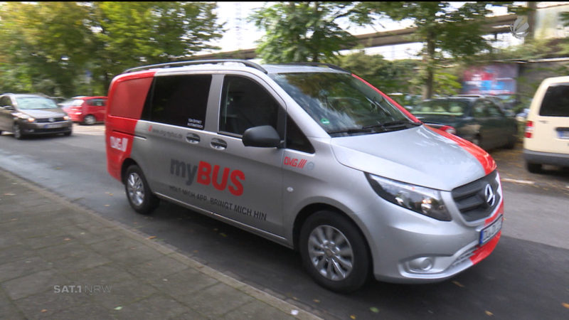 Bus per App bestellen (Foto: SAT.1 NRW)