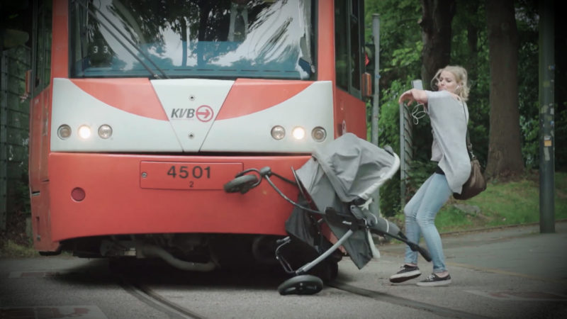 Schock-Videos (Foto: SAT.1 NRW)