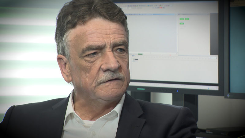 Groschek (SPD) im Interview (Foto: SAT.1 NRW)