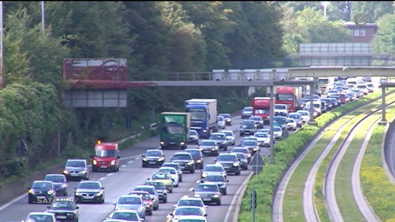 Stau-Falle A1 (Foto: SAT.1 NRW)