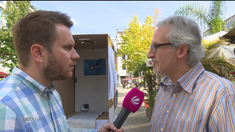Was ist in der Wahlkabine eigentlich alles erlaubt? (Foto: SAT.1 NRW)