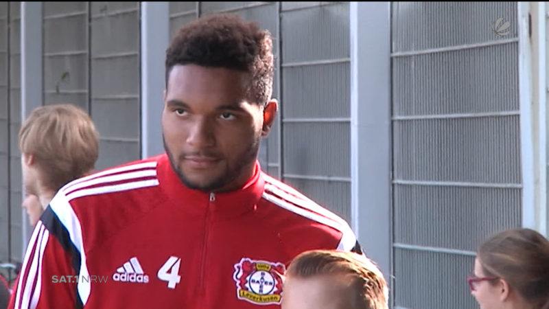 Bayer-Spieler zu Barca? (Foto: SAT.1 NRW)