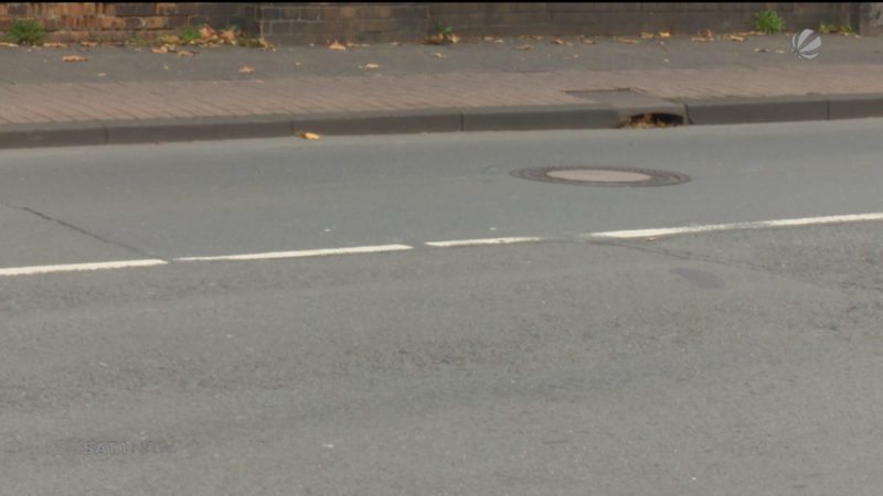 Heiße Diskussion um eine Linie im Straßenverkehr (Foto: SAT.1 NRW)