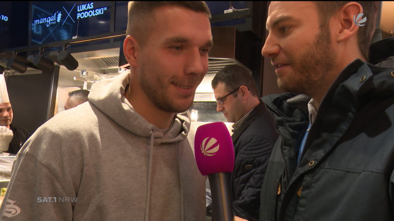 Podolski wird Handball-Botschafter (Foto: SAT.1 NRW)