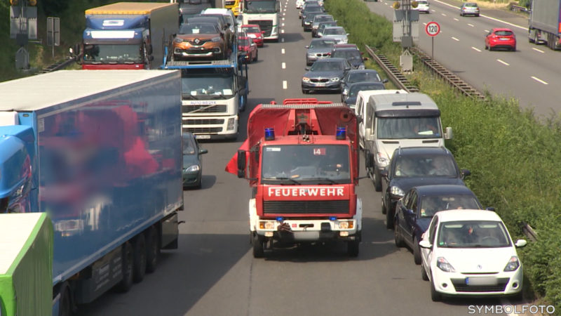 So wichtig ist die Rettungsgasse (Foto: SAT.1 NRW)