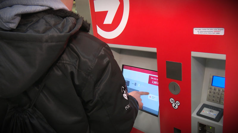 Fahrkartenautomat geklaut (Foto: SAT.1 NRW)